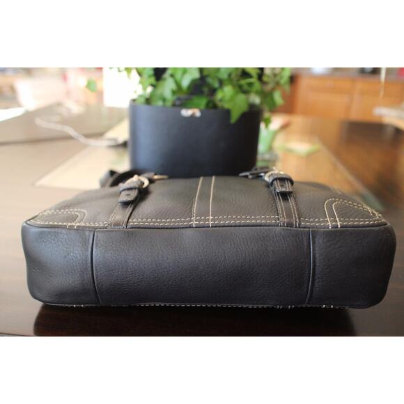 COACH BLACK CHELSEA LEATHER ZIP TOTE BAG #12339 (pu110 - Picture 7 of 10